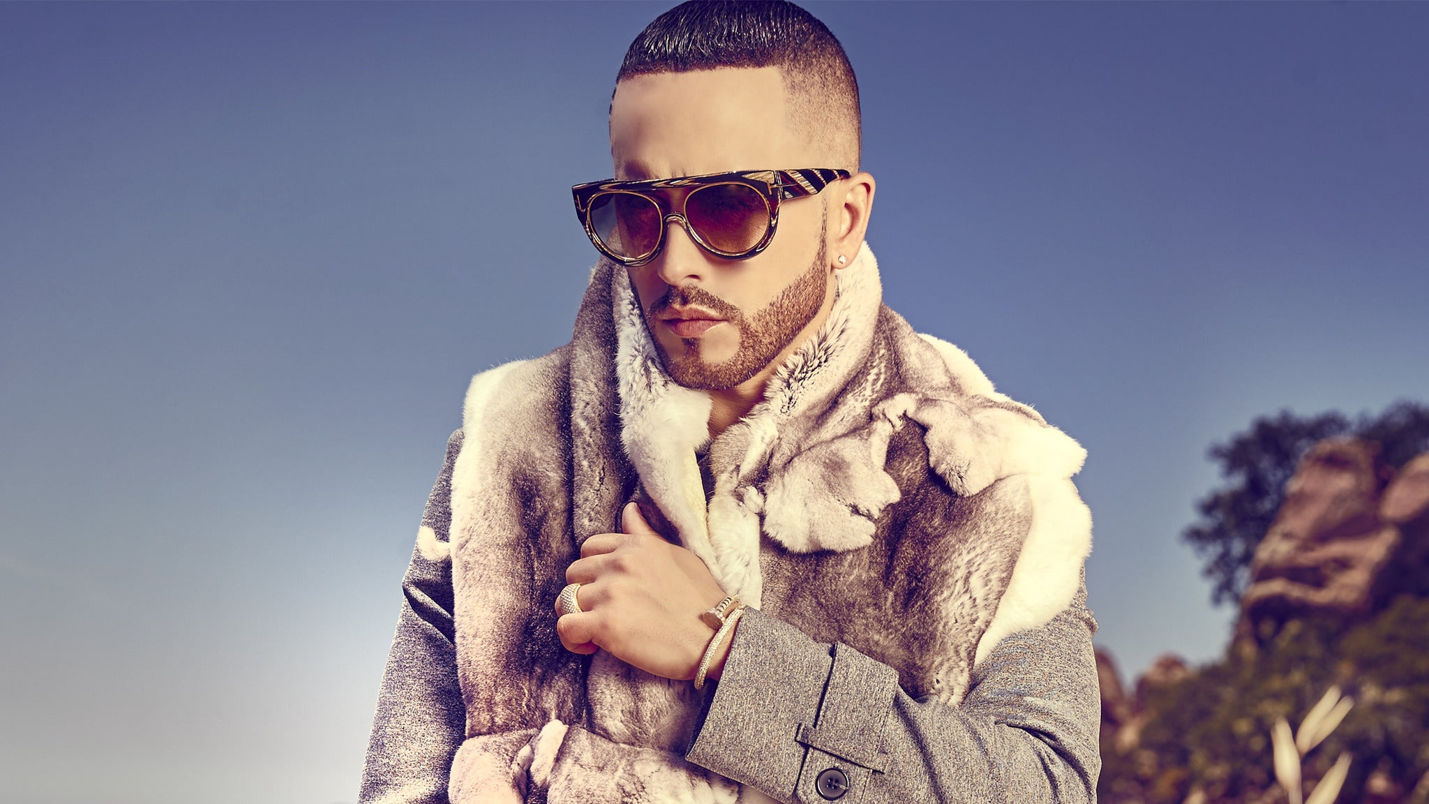 Artista: Yandel - Género: Música